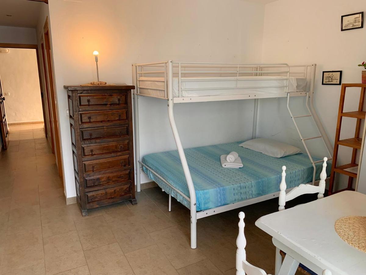 Apt Calmacabana A 50M Dal Mare Apartment Es Pujols Exterior photo